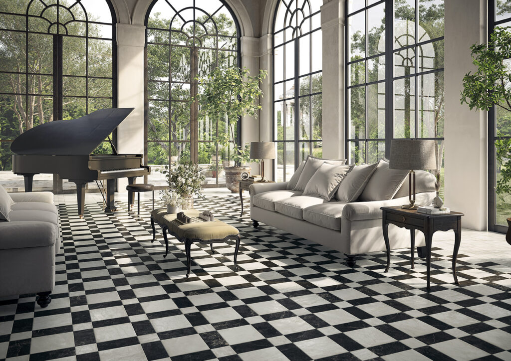 living con pavimento a cassettone bianco e nero effetto marmo